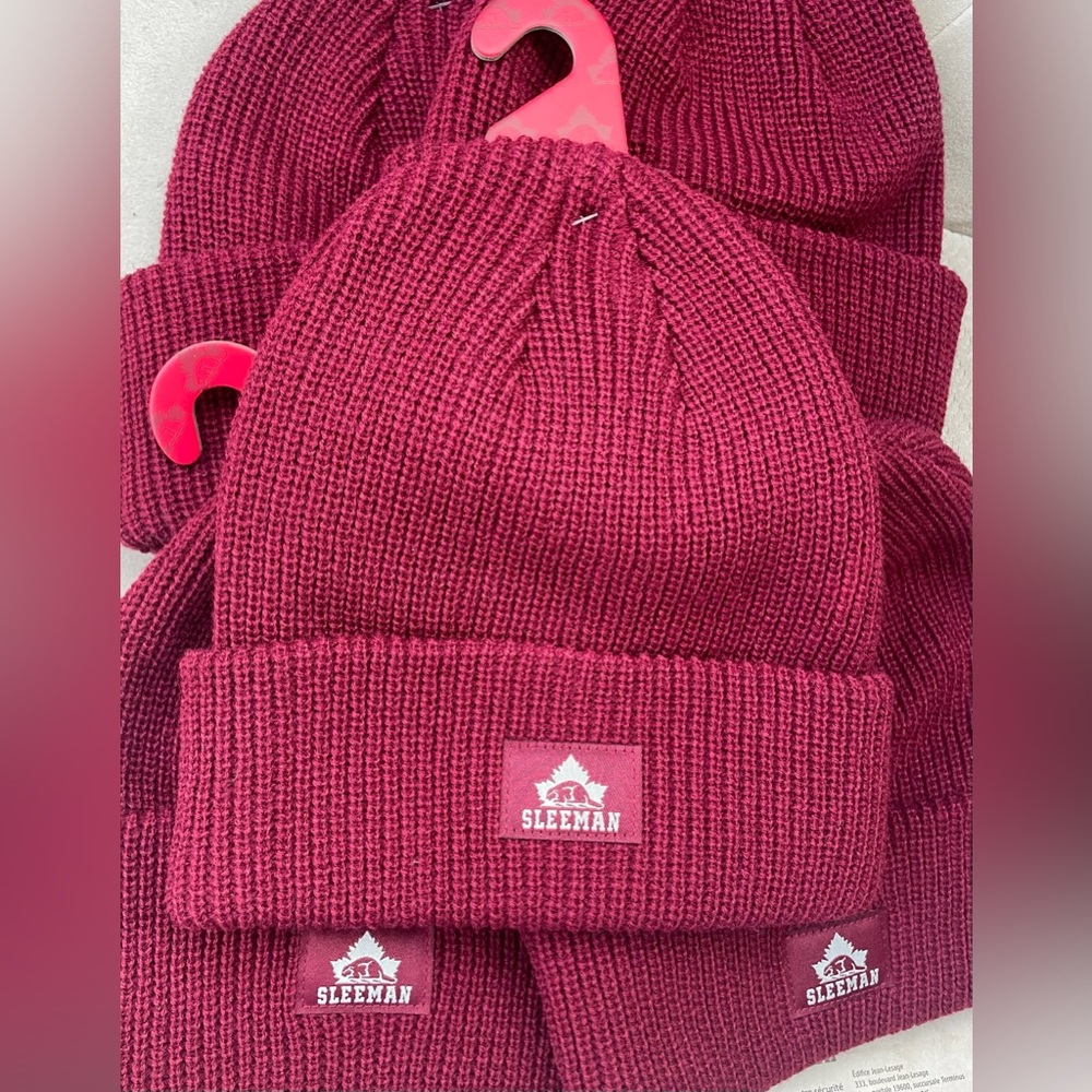 Mens Burgundy SLEEMAN Beanie